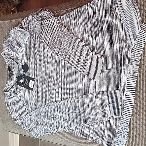 Rock & Republic Sweater NWT - Picture 12 of 12